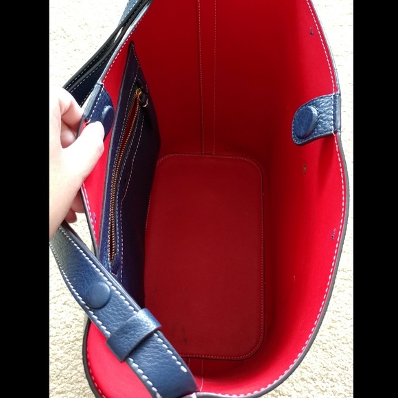 TORY BURCH Bucket Bag - Picture 5 of 6